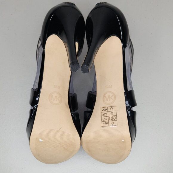 GORGEOUS MICHAEL KORS PATENT LEATHER Strappy HEELS Size 9.5 - Picture 9 of 9